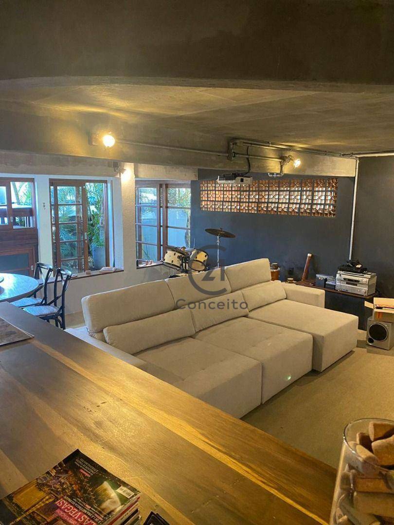 Casa à venda com 4 quartos, 530m² - Foto 11