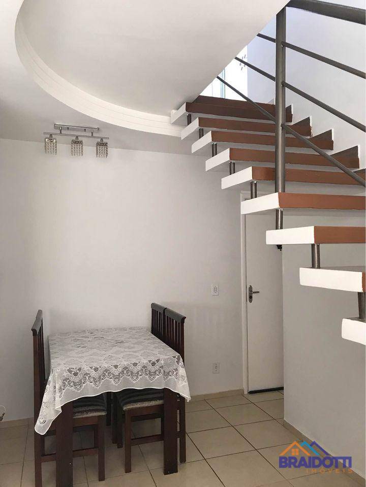 Apartamento à venda com 2 quartos, 100m² - Foto 4