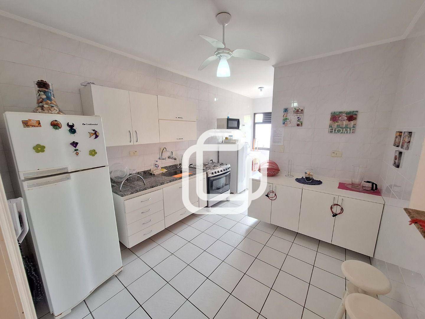 Apartamento à venda com 2 quartos, 110m² - Foto 3