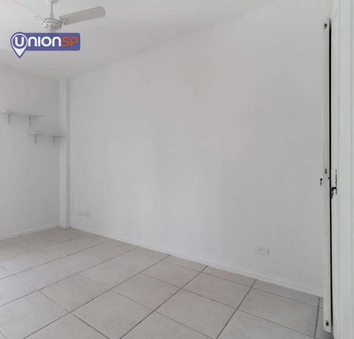 Apartamento à venda com 2 quartos, 69m² - Foto 8