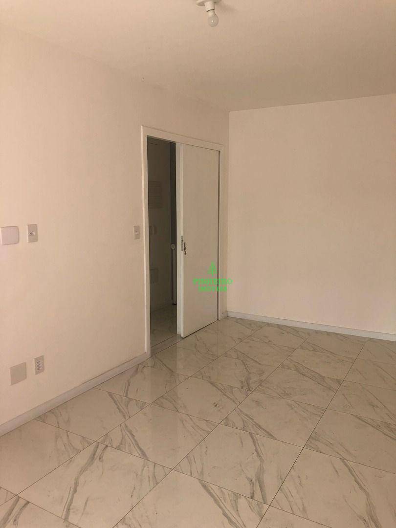 Casa à venda com 3 quartos, 168m² - Foto 20