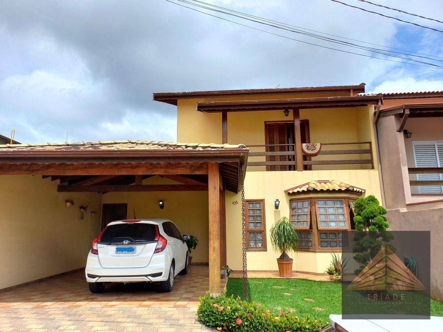 Casa à venda com 3 quartos, 244m² - Foto 2