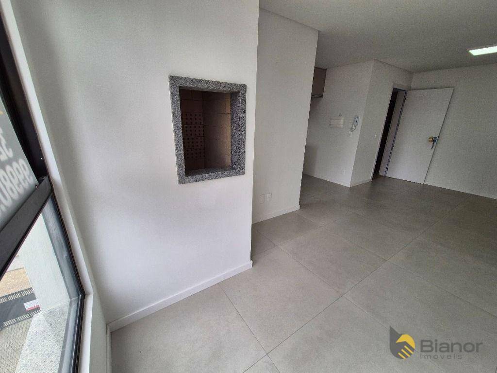 Apartamento para alugar com 2 quartos, 56m² - Foto 8