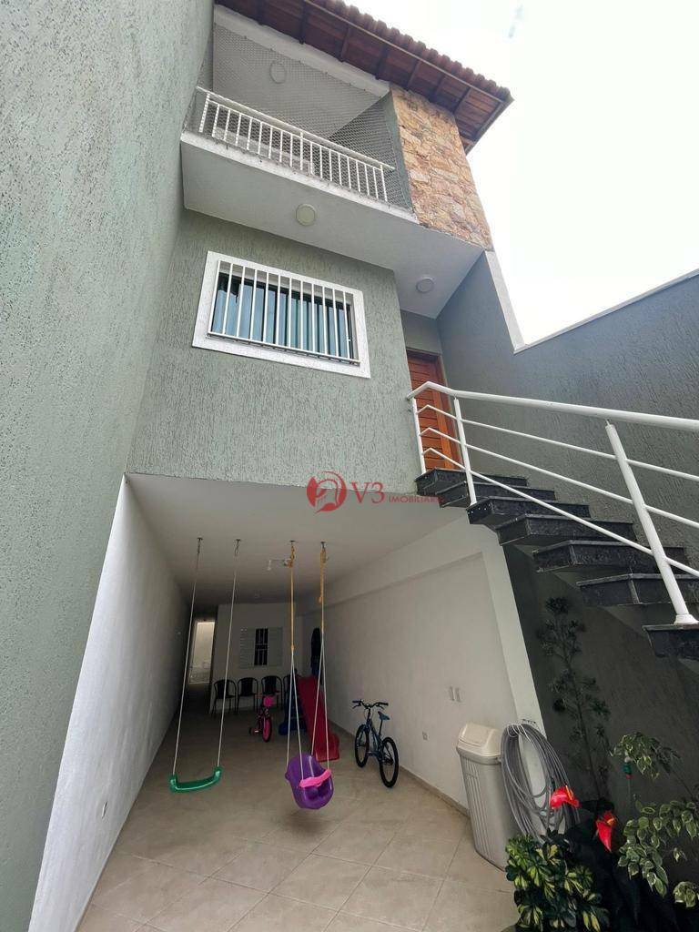 Sobrado à venda com 3 quartos, 135m² - Foto 2