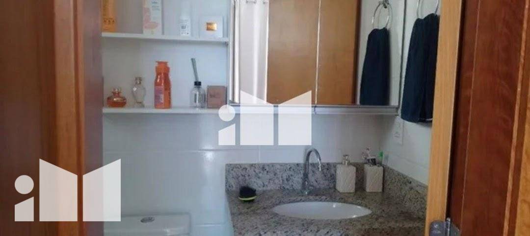 Apartamento à venda com 2 quartos, 77m² - Foto 13