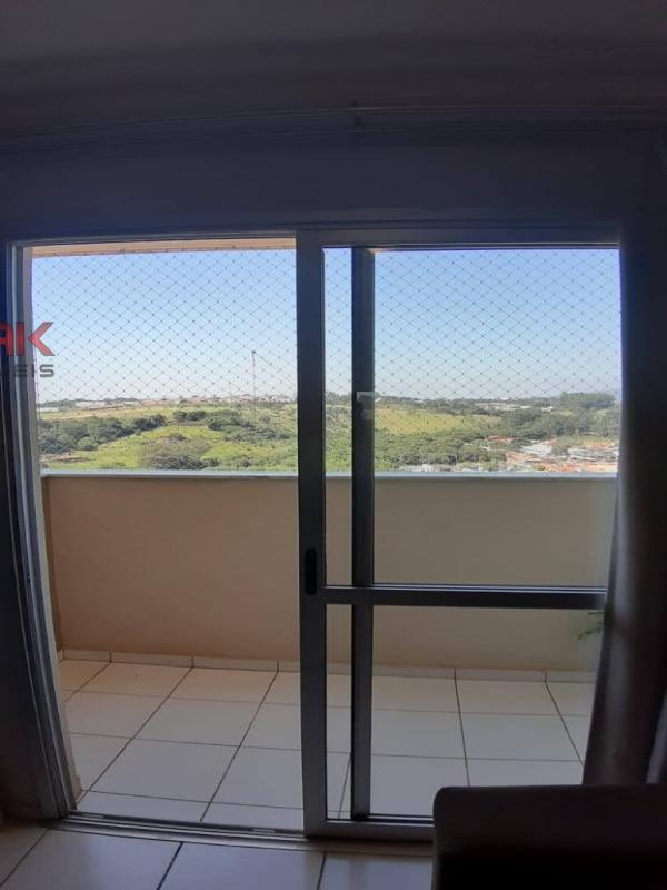 Apartamento à venda com 2 quartos, 75m² - Foto 4