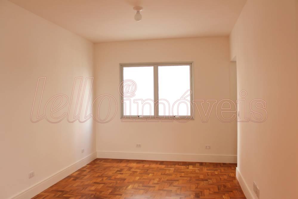 Apartamento à venda com 3 quartos, 207m² - Foto 4