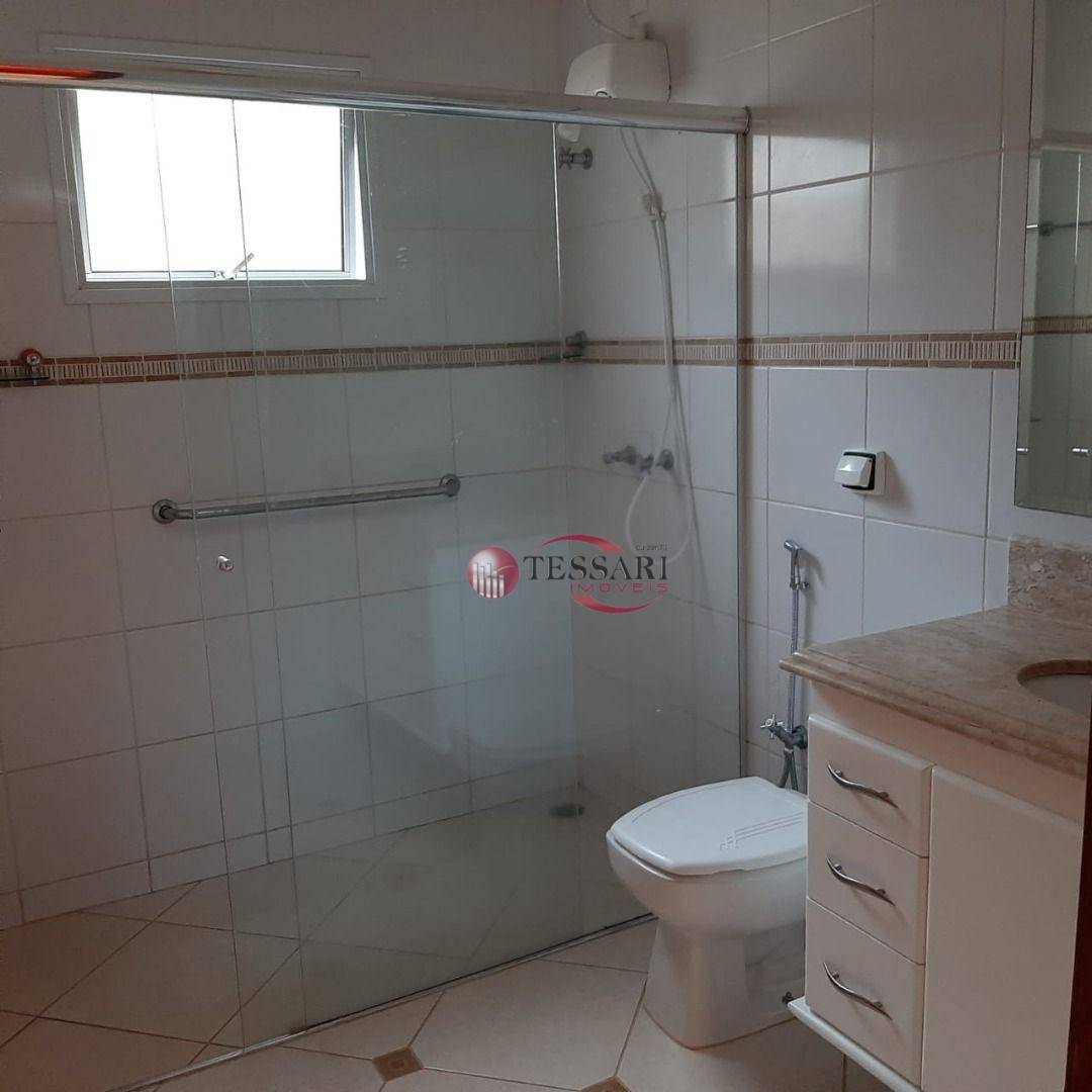 Casa à venda com 3 quartos, 216m² - Foto 13