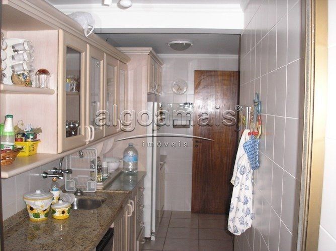 Apartamento à venda com 2 quartos, 65m² - Foto 3