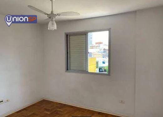 Apartamento à venda com 1 quarto, 40m² - Foto 2