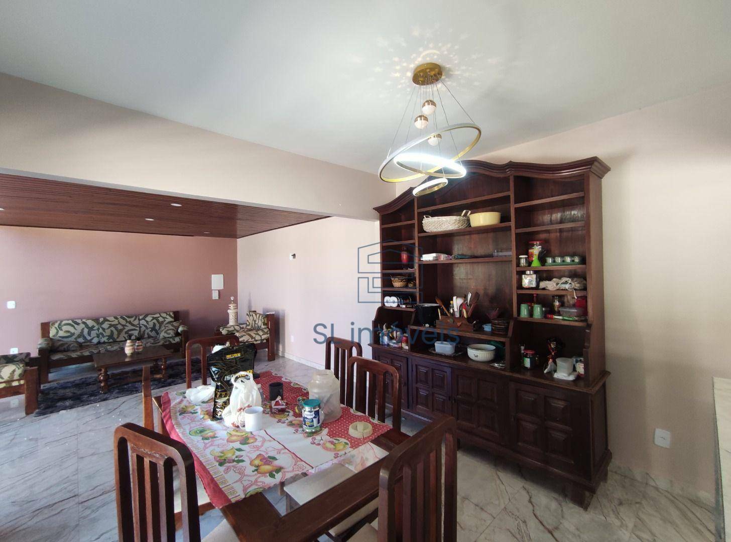 Casa à venda com 3 quartos, 350m² - Foto 19