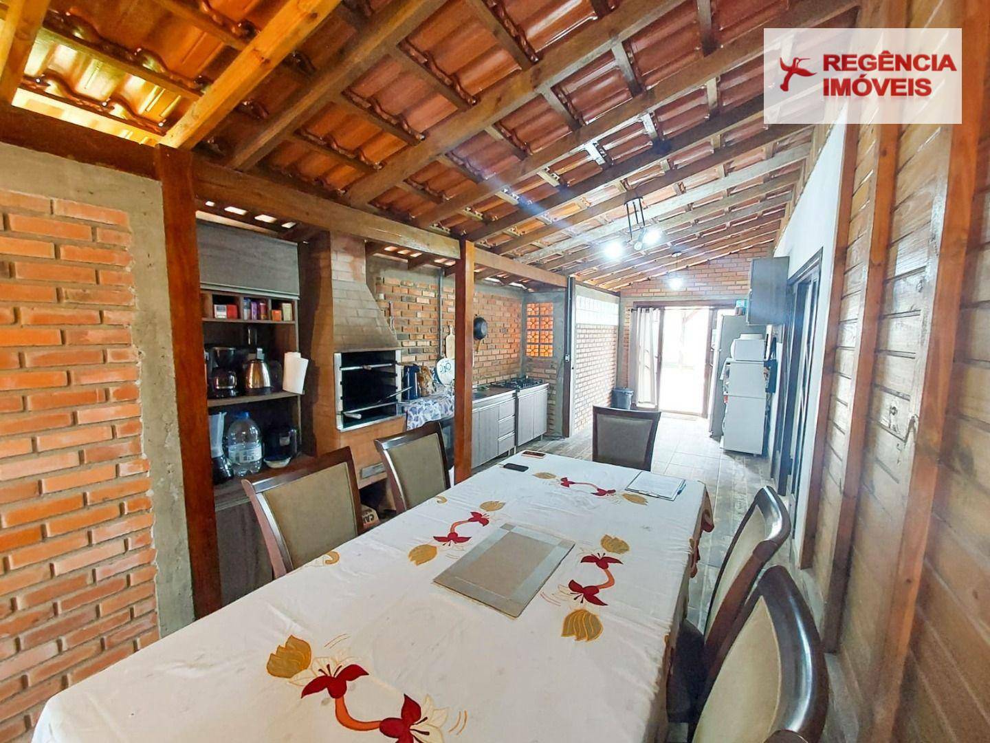 Casa à venda com 4 quartos, 170m² - Foto 13