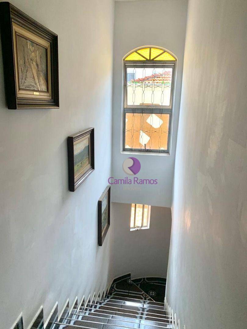 Sobrado, 6 quartos, 333 m² - Foto 3