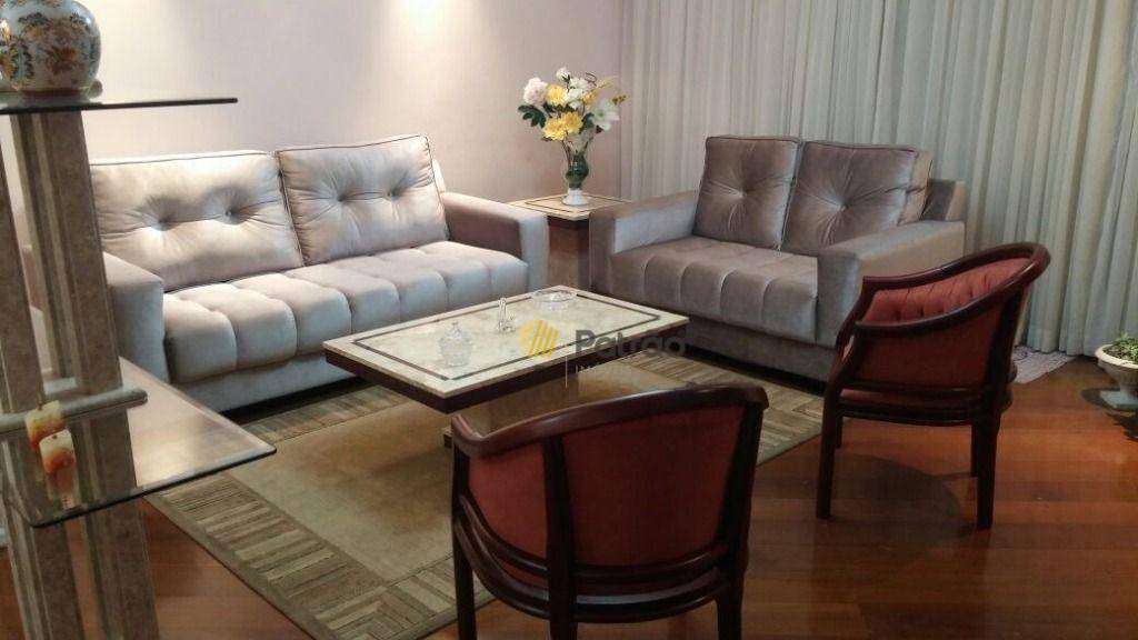 Apartamento à venda com 4 quartos, 190m² - Foto 1