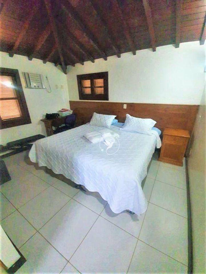 Casa de Condomínio à venda com 4 quartos, 292m² - Foto 16