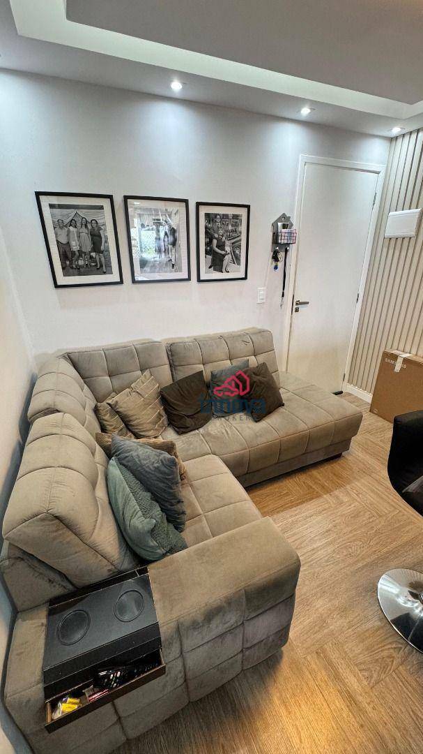 Apartamento à venda com 2 quartos, 43m² - Foto 3