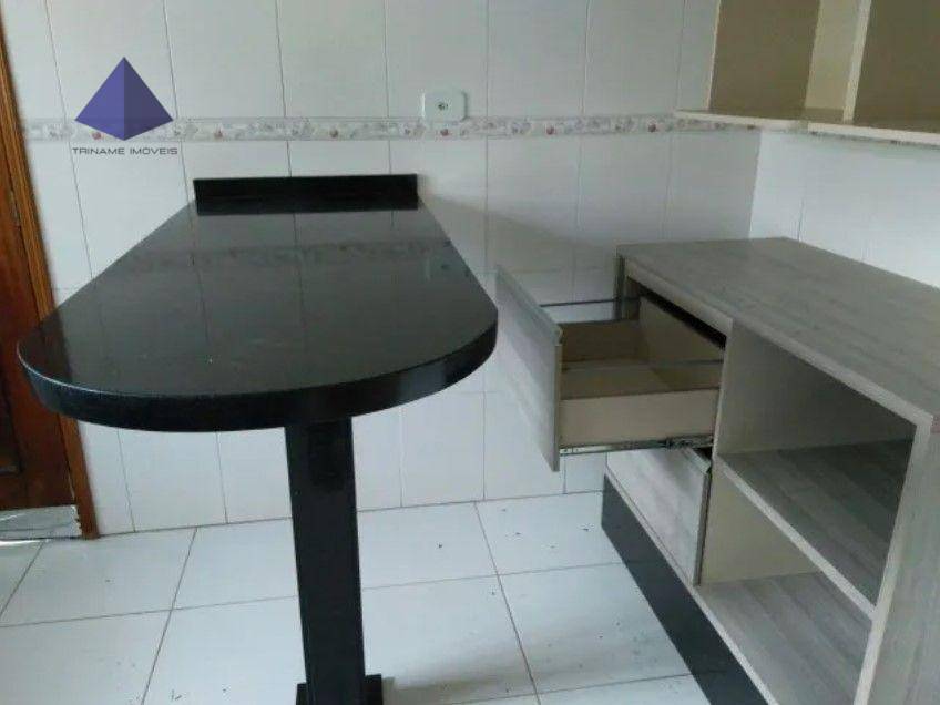 Sobrado à venda com 2 quartos, 125m² - Foto 4