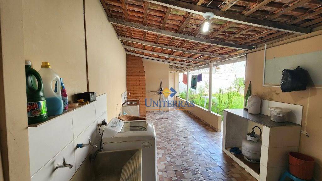 Casa à venda com 4 quartos, 180m² - Foto 23