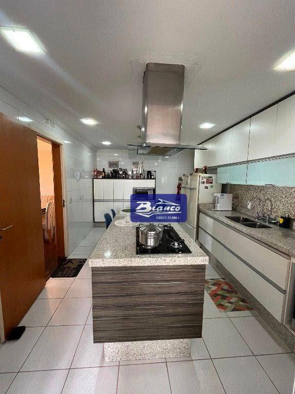 Apartamento à venda com 4 quartos, 168m² - Foto 17