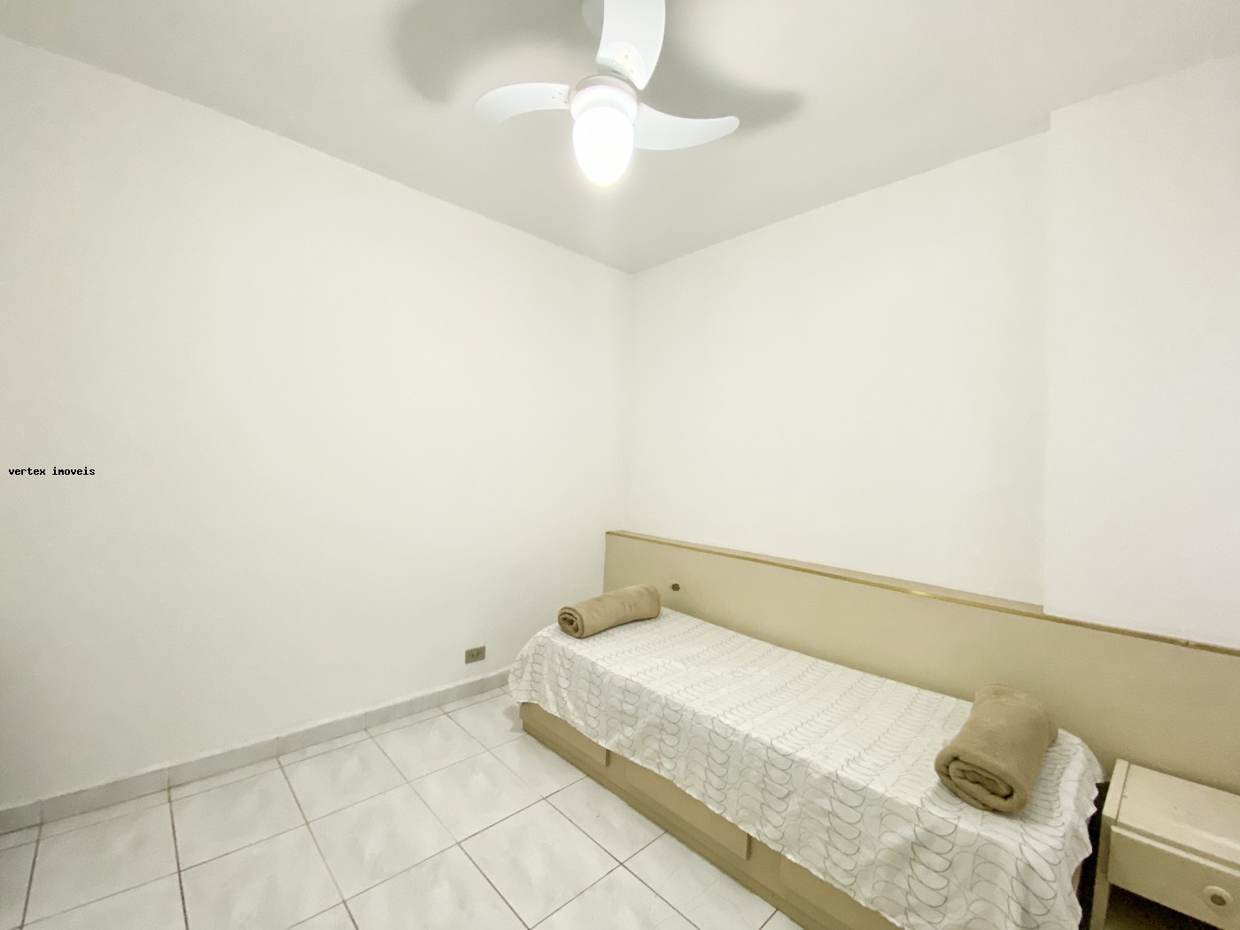 Apartamento à venda com 2 quartos, 70m² - Foto 10