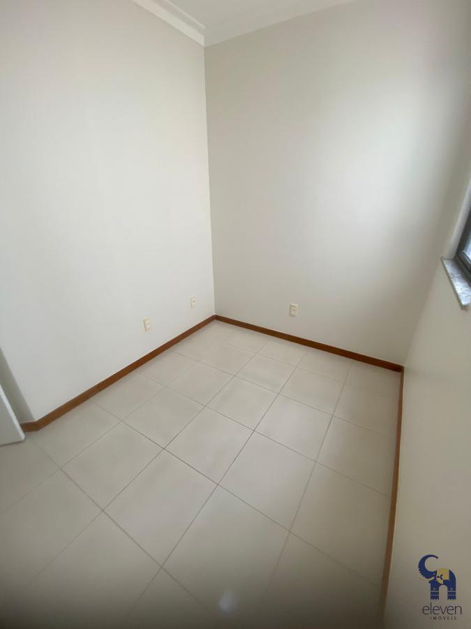 Apartamento à venda com 3 quartos, 79m² - Foto 11