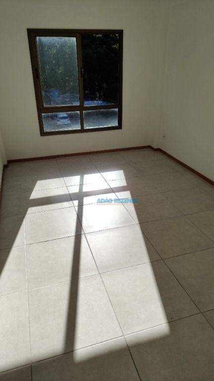Apartamento à venda com 2 quartos, 70m² - Foto 7