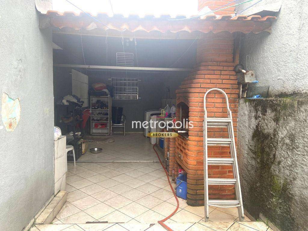 Casa à venda com 4 quartos, 200m² - Foto 19