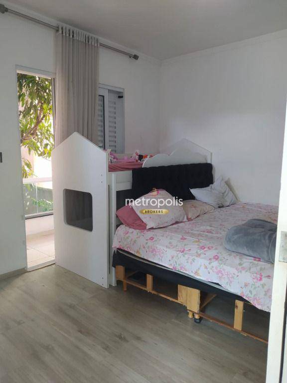 Sobrado à venda com 2 quartos, 200m² - Foto 45