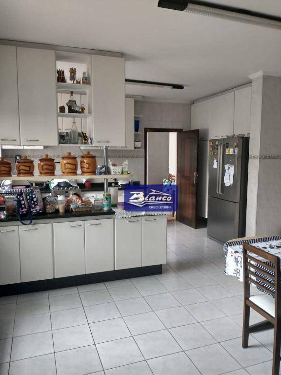 Sobrado à venda com 4 quartos, 208m² - Foto 10