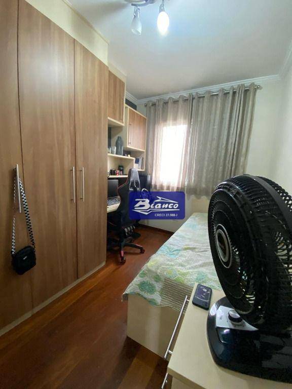 Apartamento à venda com 3 quartos, 108m² - Foto 8