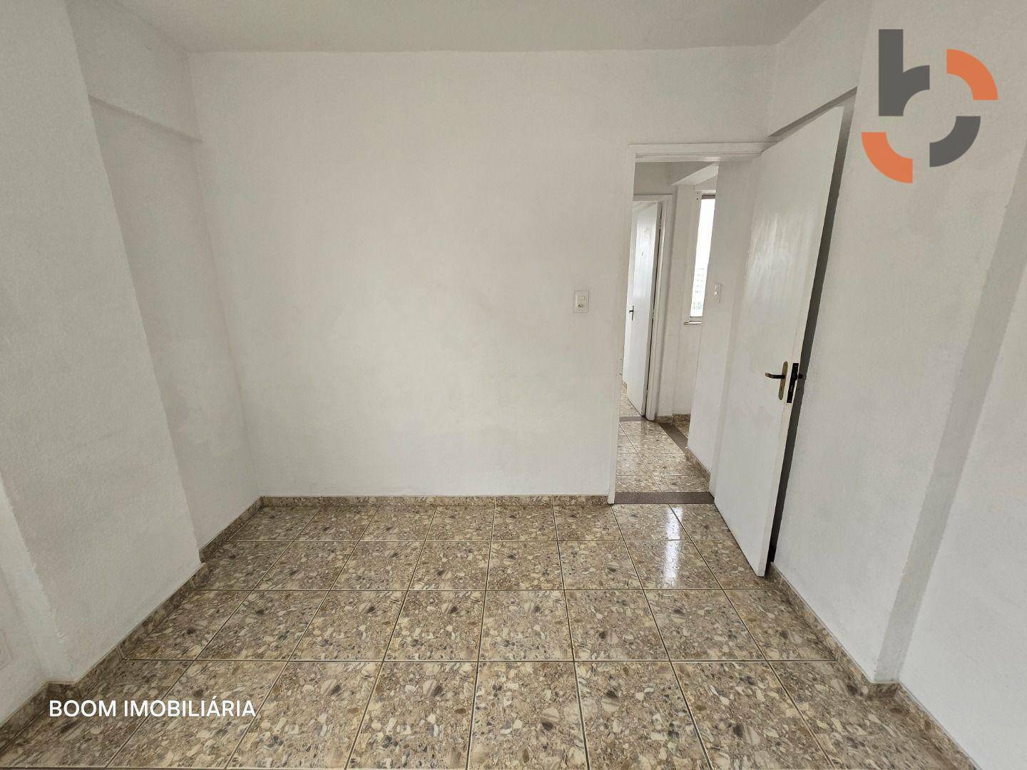 Apartamento à venda com 2 quartos, 50m² - Foto 19