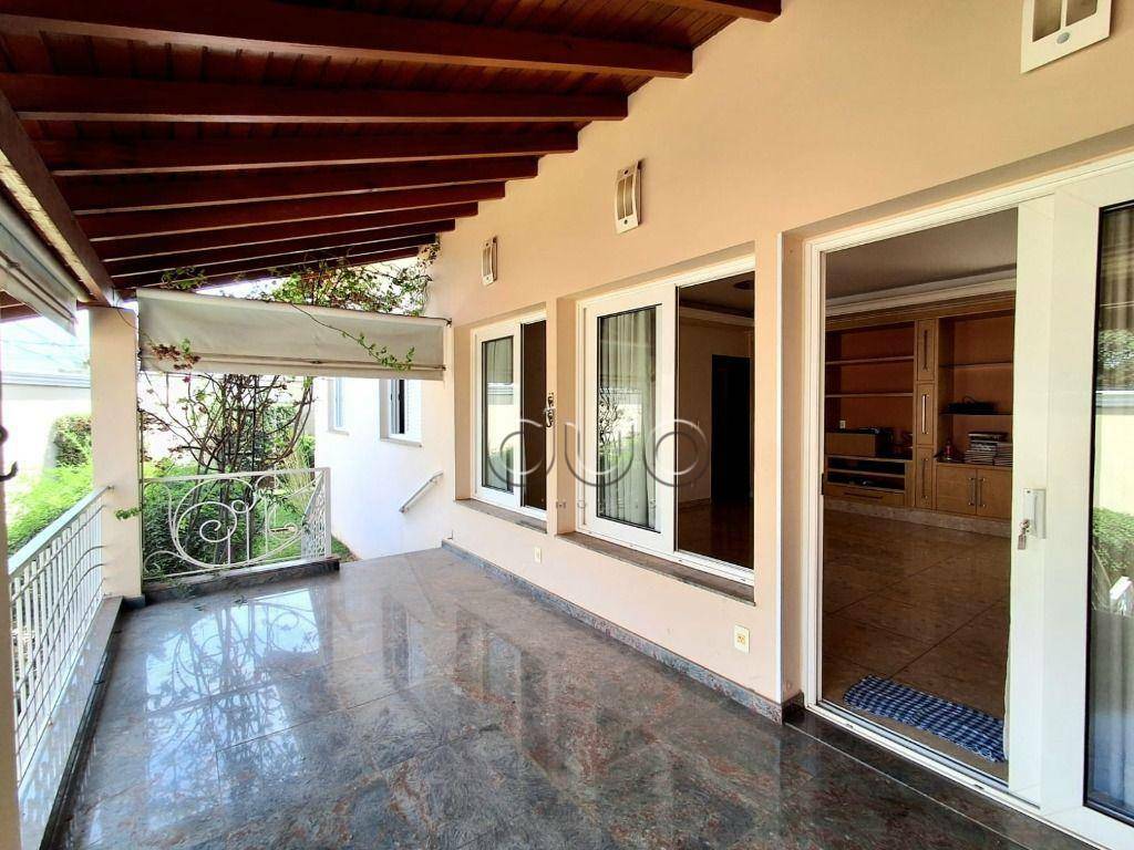 Casa à venda com 3 quartos, 204m² - Foto 10