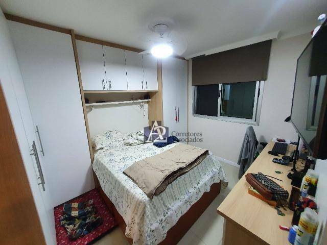 Apartamento à venda com 3 quartos, 75m² - Foto 14