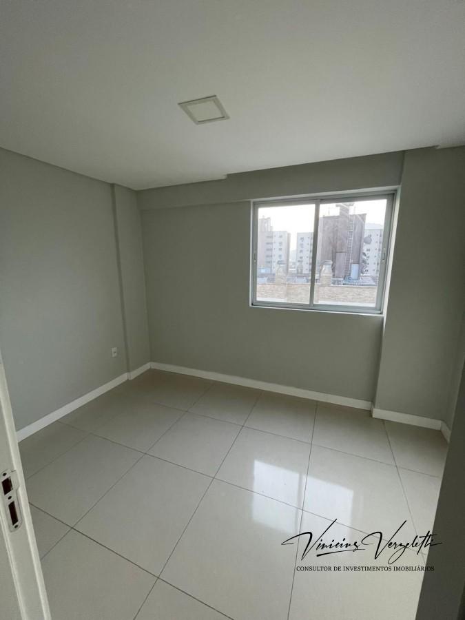 Apartamento à venda com 2 quartos, 78m² - Foto 11