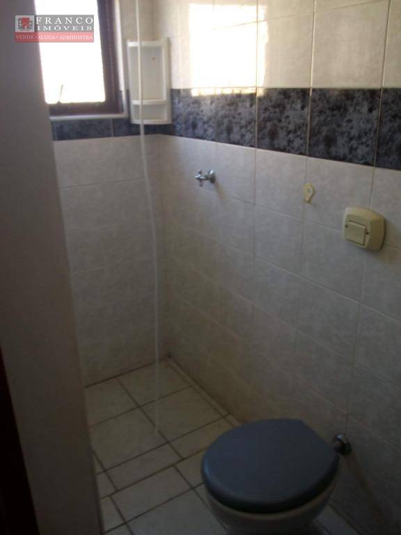 Casa, 4 quartos, 300 m² - Foto 25