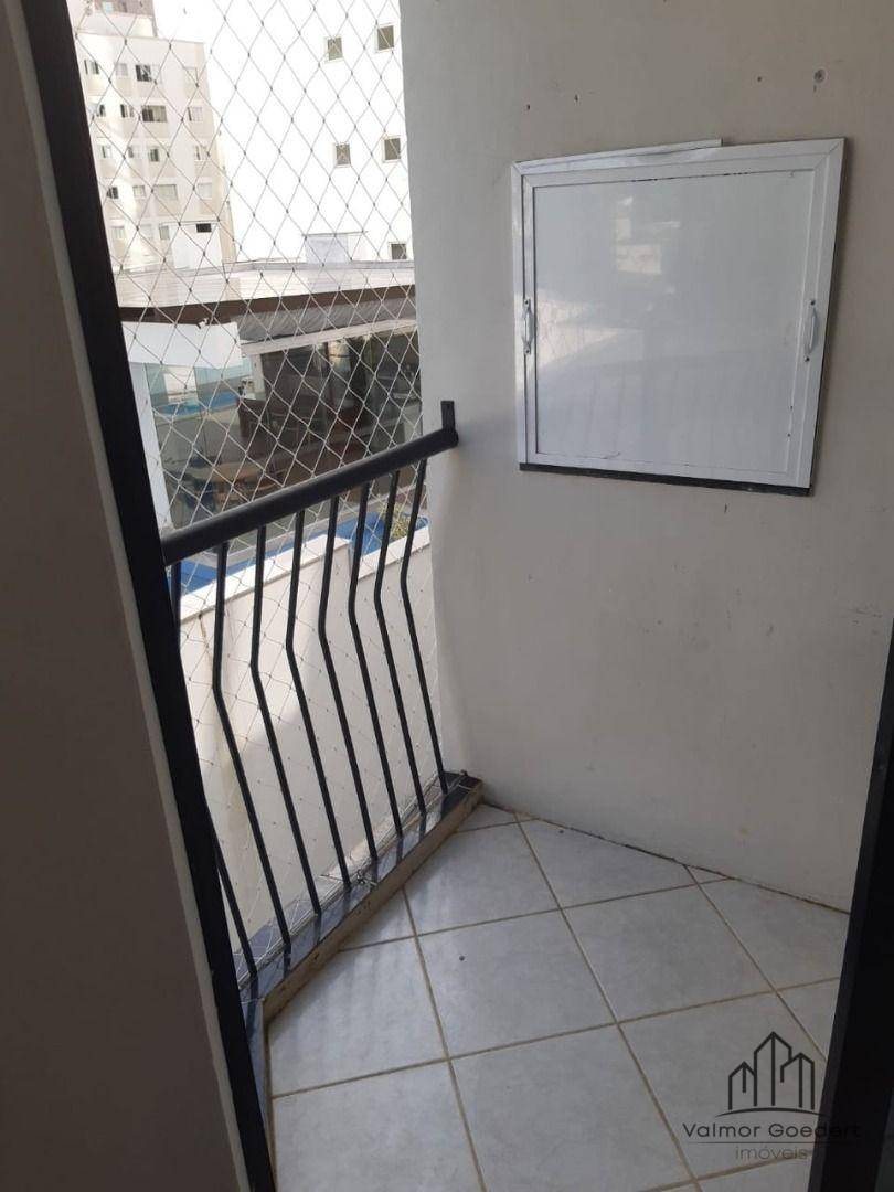 Apartamento à venda com 3 quartos, 83m² - Foto 16