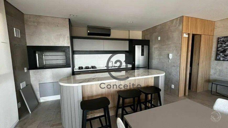 Apartamento à venda com 2 quartos, 77m² - Foto 12