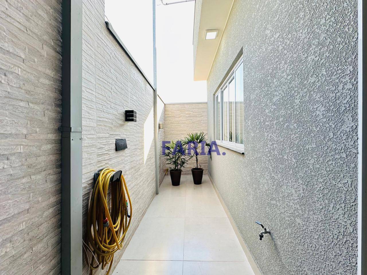 Casa, 3 quartos, 157 m² - Foto 2