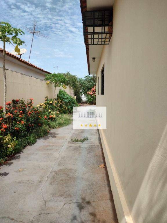 Casa, 3 quartos, 199 m² - Foto 3