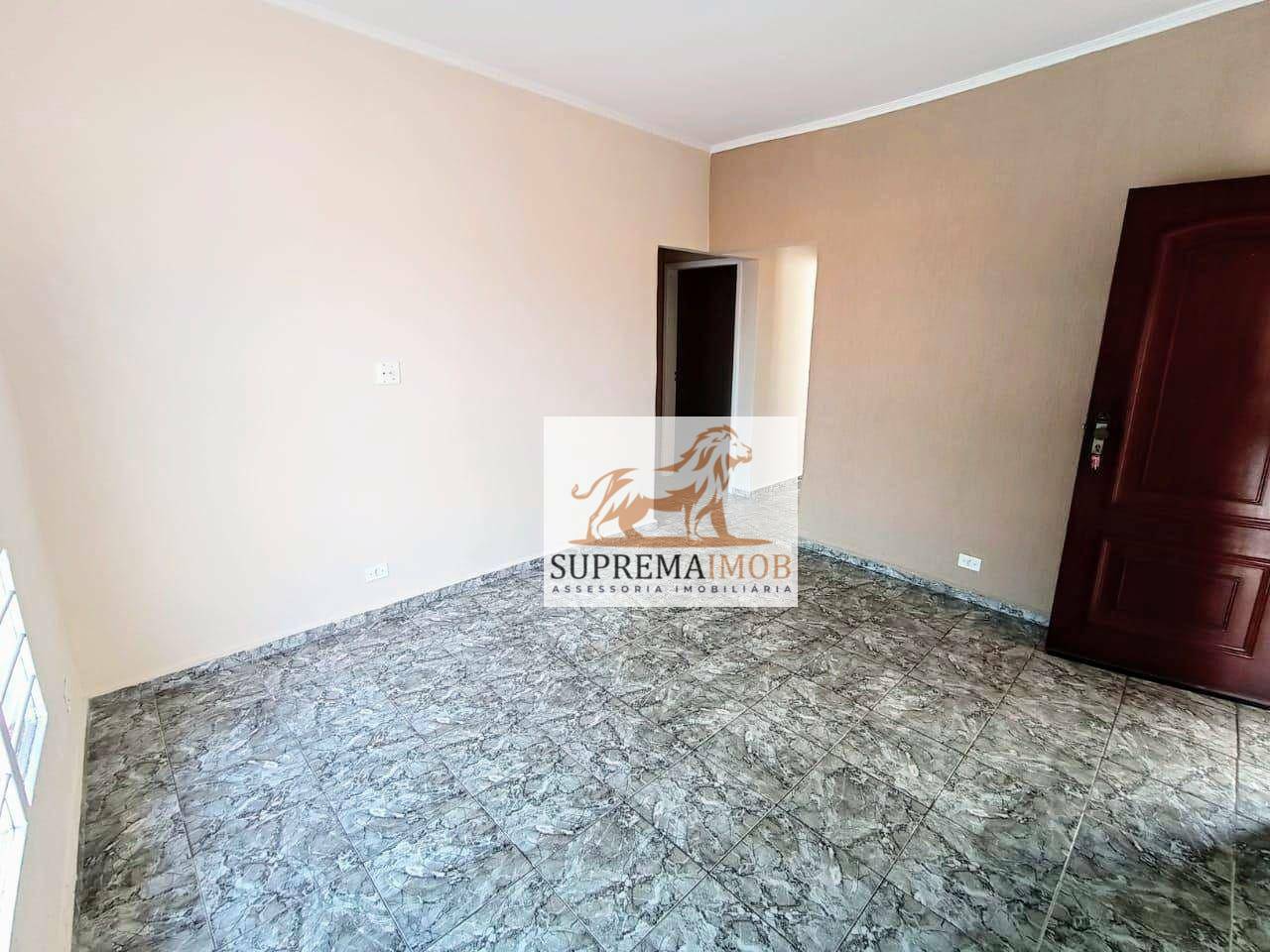 Casa à venda com 3 quartos, 141m² - Foto 2