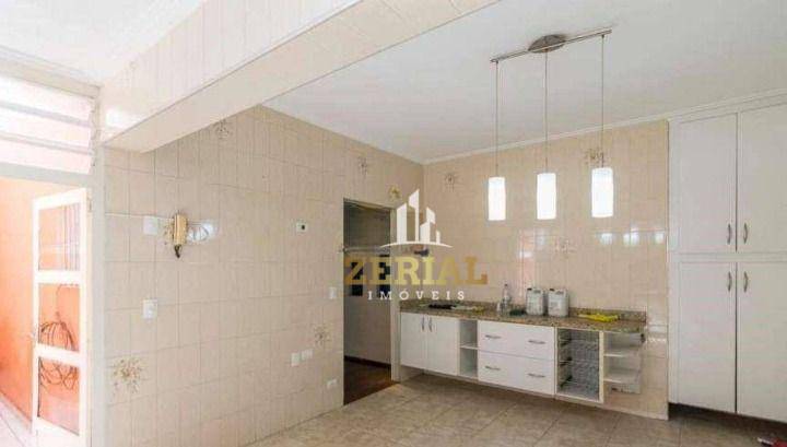 Sobrado à venda com 3 quartos, 210m² - Foto 4