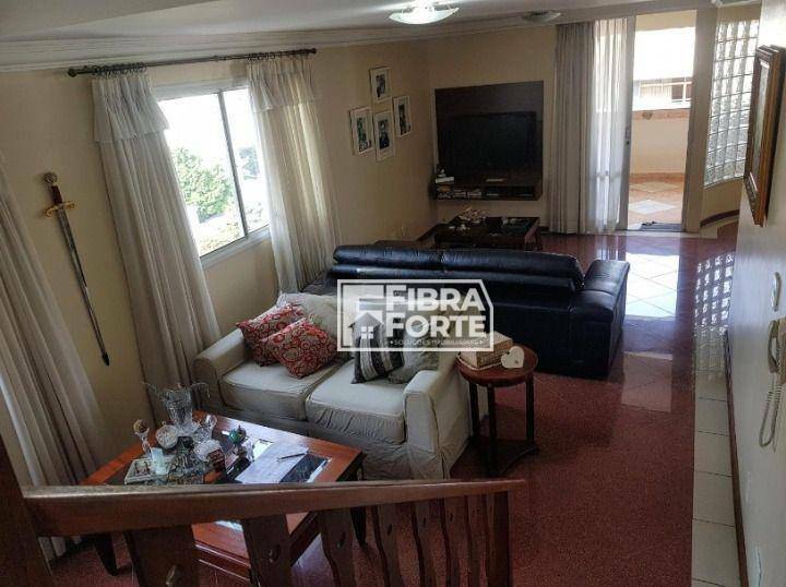 Apartamento à venda com 3 quartos, 145m² - Foto 3