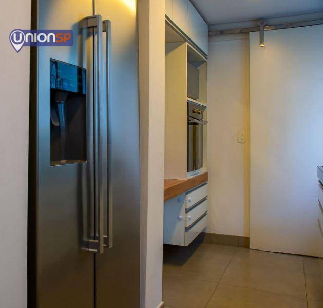 Apartamento à venda com 2 quartos, 100m² - Foto 17