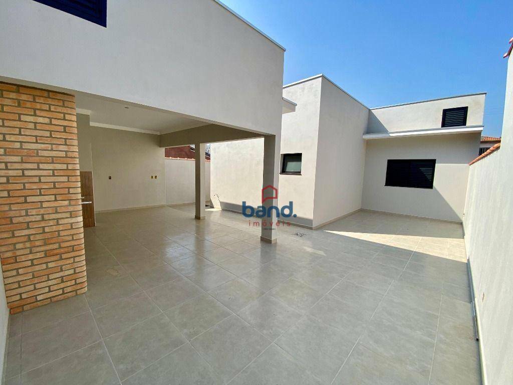 Casa à venda com 3 quartos, 210m² - Foto 19