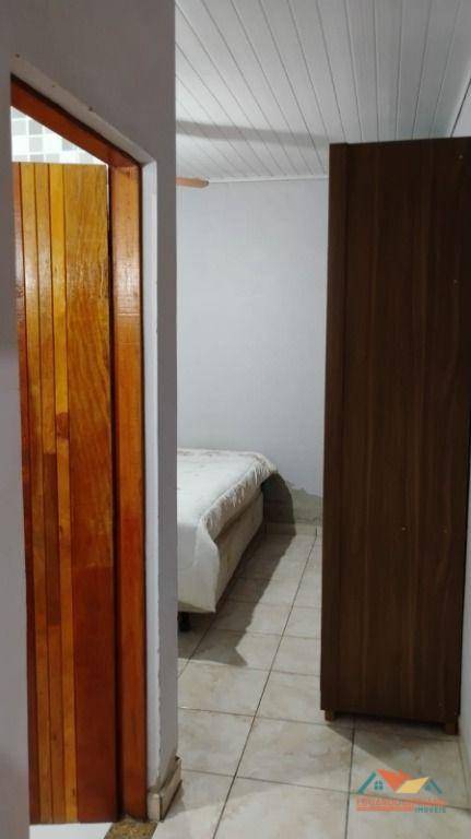 Casa à venda com 3 quartos, 200m² - Foto 10