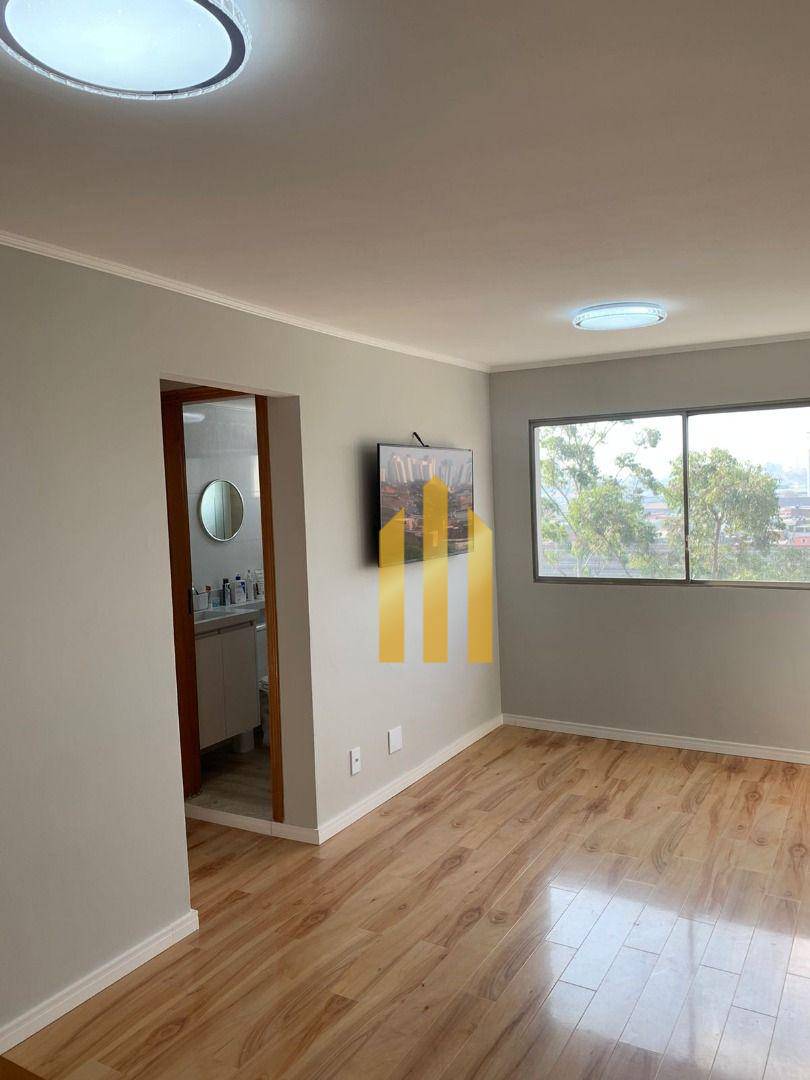 Apartamento à venda com 2 quartos, 60m² - Foto 9