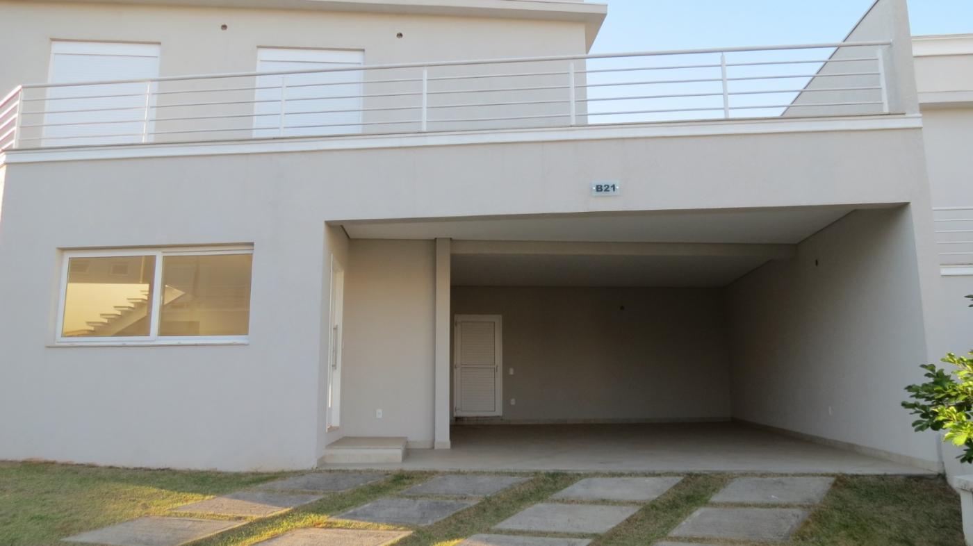 Casa de Condomínio à venda com 4 quartos, 310m² - Foto 3