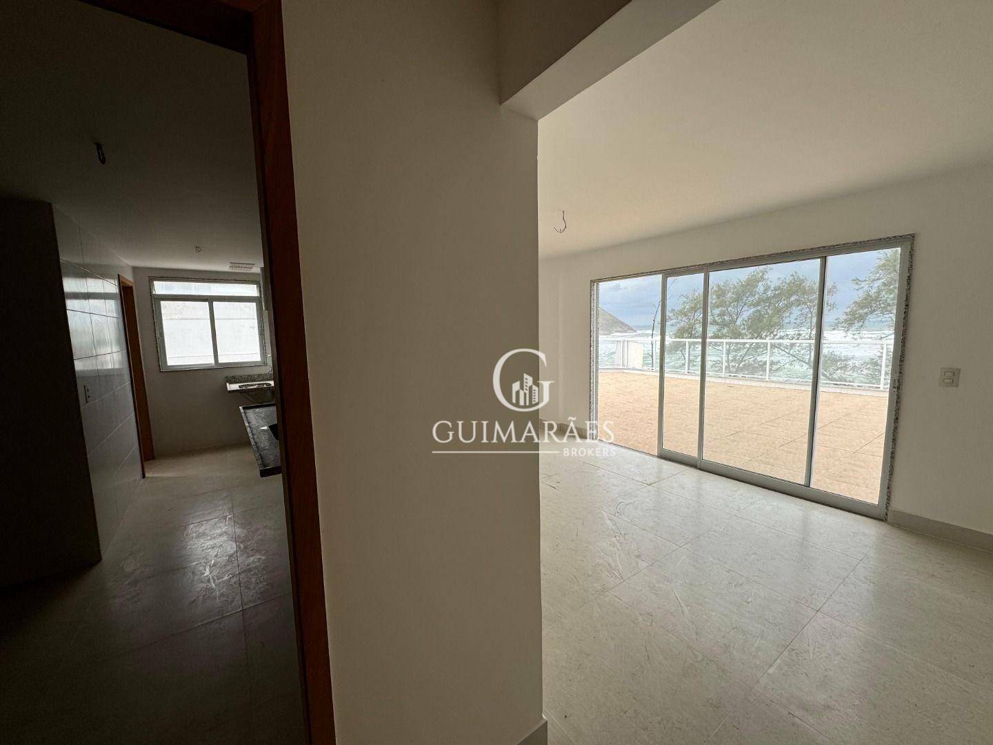 Cobertura à venda com 4 quartos, 240m² - Foto 4