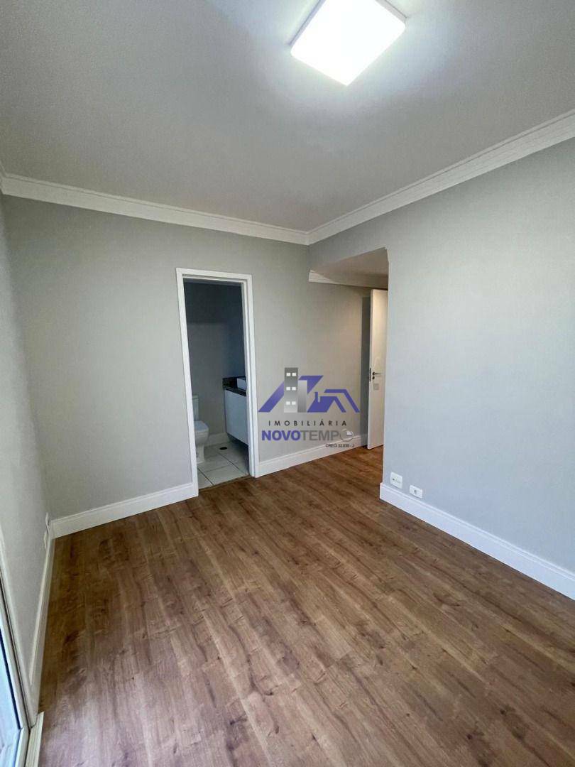 Apartamento à venda com 2 quartos, 66m² - Foto 12