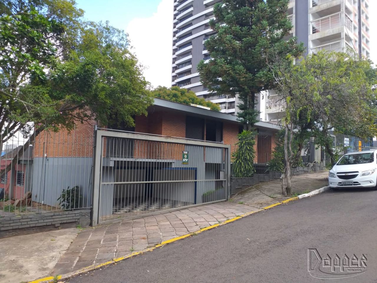 Casa para alugar, 426m² - Foto 1